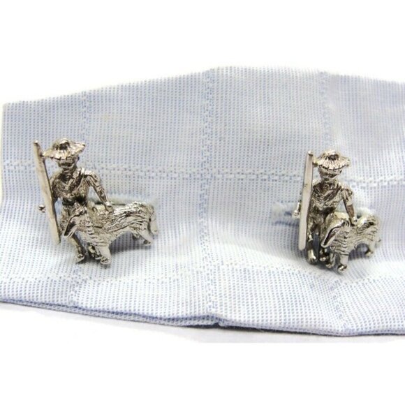 Vintage Sarah Coventry 3D Man & Dog Shepard Boy & Collie Silver Tone Cufflinks - Picture 9 of 11